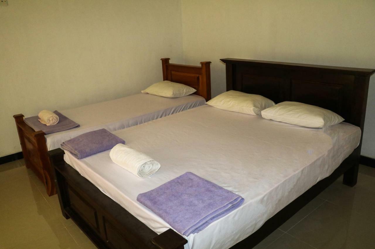 Deshani Holiday Inn Дамбулла Экстерьер фото